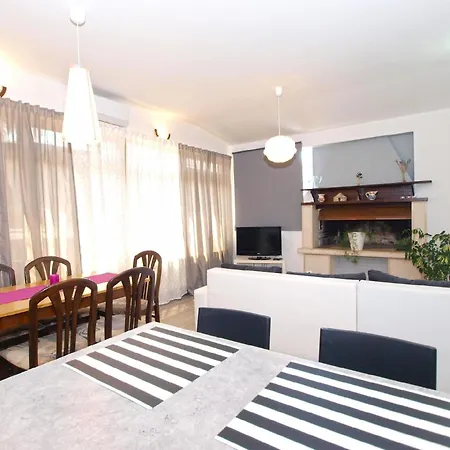 Fuer 6 Personen Ca 75 Qm In Fazana, Istrien Istrische Riviera *